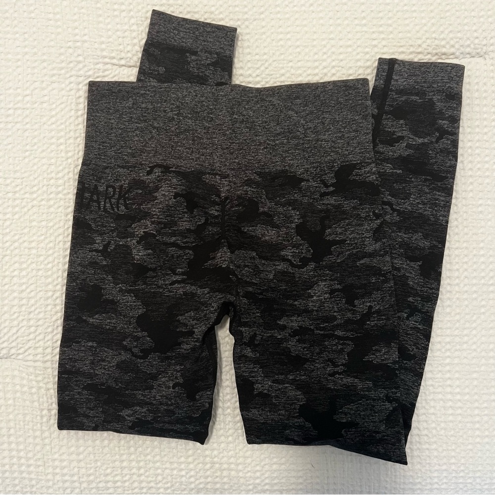 Gymshart Camo Matching Set - Picture 5 of 5